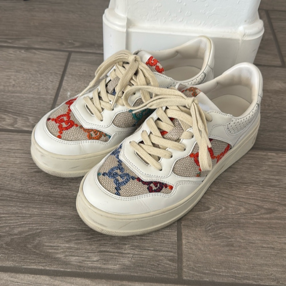 Authentic Gucci chunky embroidered sneakers